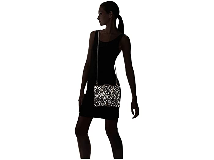 Thacker le pouch store